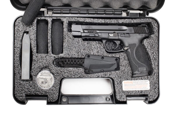 Smith & Wesson M&P9 M2.0 9mm Spec Series Pistol Kit with Night Sights, Knife and Challenge Coin