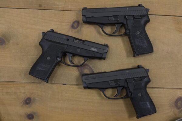 Sig Sauer P239 SAS 9mm Police Trade-in Pistols with Night Sights (Good Condition)